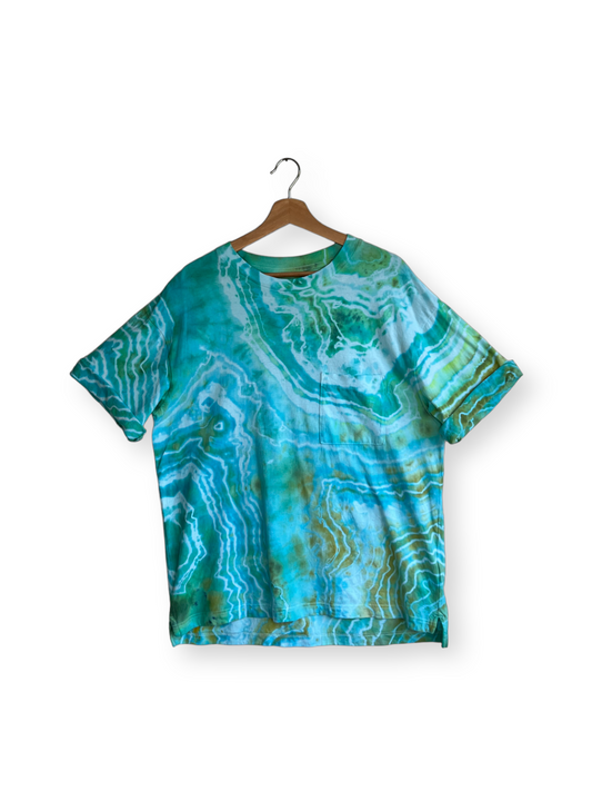Caribbean Blue Tie Dye Oversized Pocket T-Shirt (Medium)