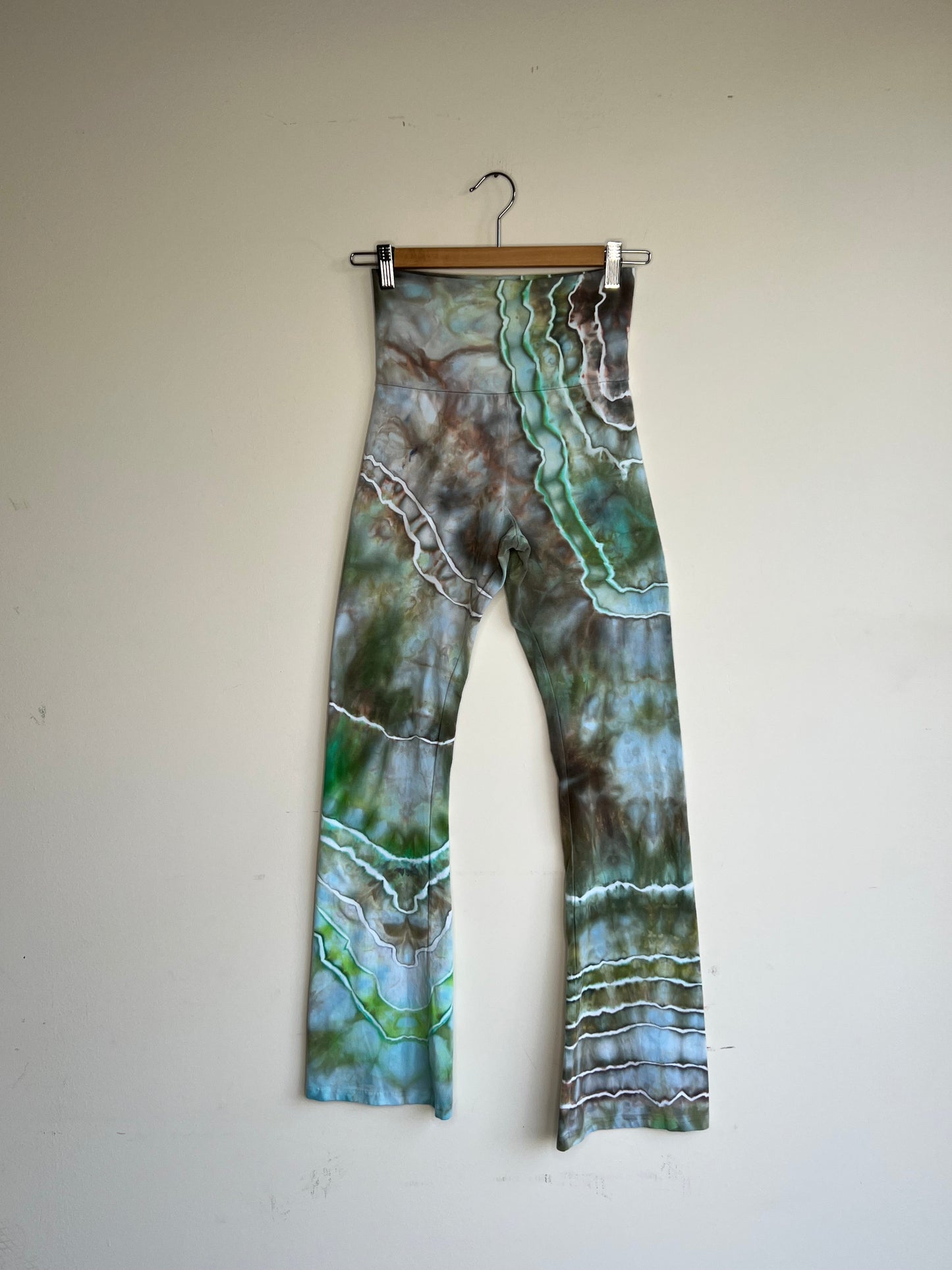Dharma Yoga Leggings (Small)