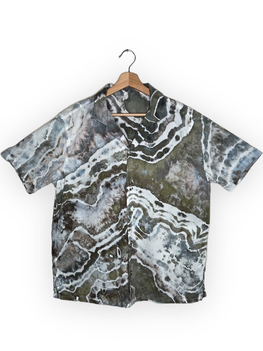 Short Sleeve Textured Camp Shirt (M)