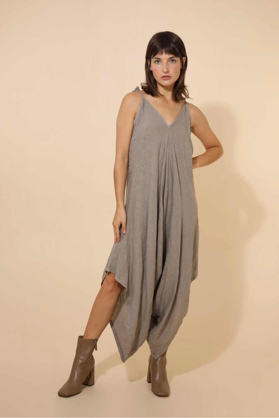 Linen Harem Jumpsuit (One Size)